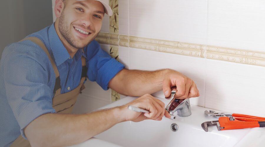 Expert burst pipe repair services in Water Valley, TX